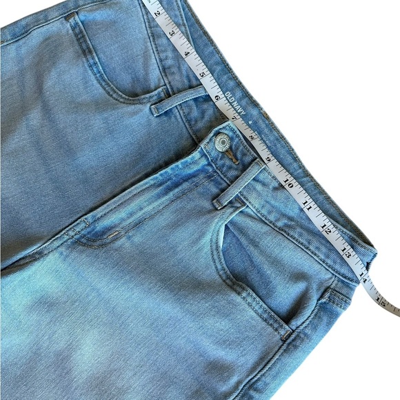 Old Navy Wow Wide Leg Jeans - Picture 4 of 10